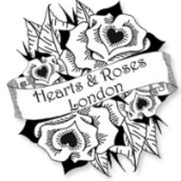 🌟Hearts & Roses || Halter Dress in White Beauty Salon Print - Picture 3 of 7